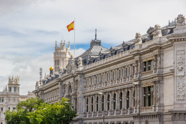 Banking and Money Transfer Rules in Spain: What’s Changed and What It Means in 2026