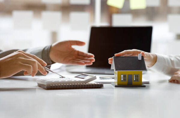 Spain Mortgage Lending Extends 19-Month Growth Streak Despite Falling Home Sales