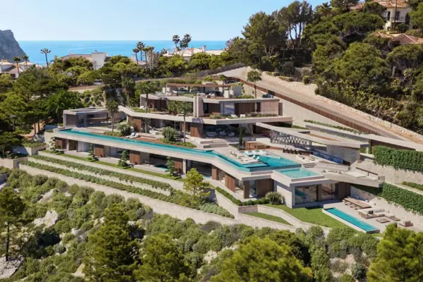 Howard Marks Lists Iconic Mallorca Waterfront Estate for €46 Million